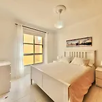 Arena Apartment Candelaria